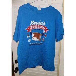 THE OFFICE KEVINS FAMOUS CHILI blue shirt adult XL............................B2